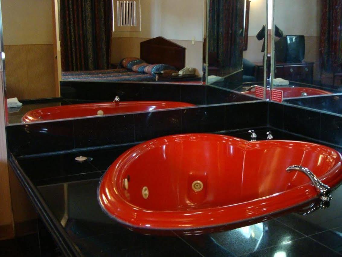Riviera Motor Inn Brooklyn نيو يورك المظهر الخارجي الصورة