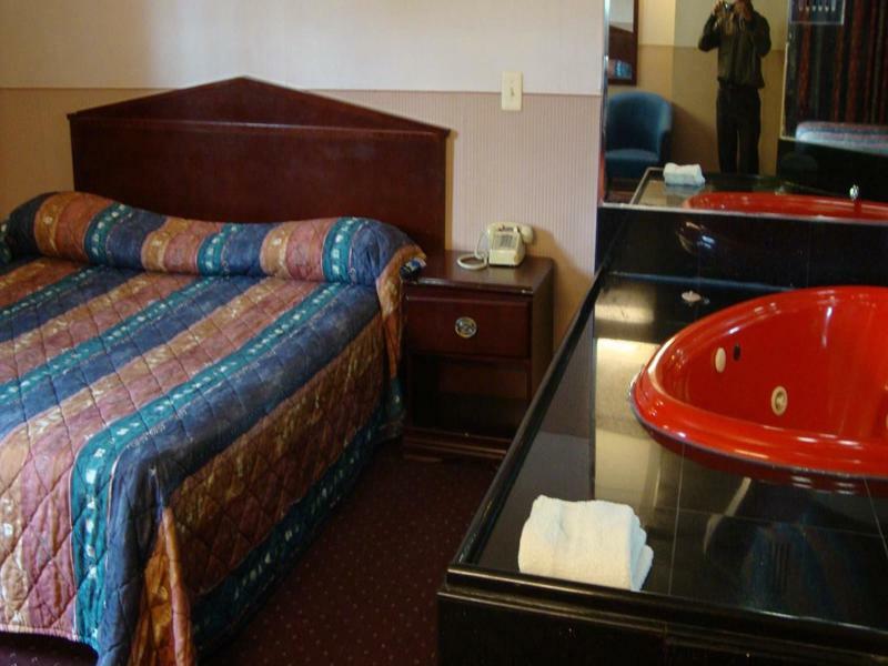 Riviera Motor Inn Brooklyn نيو يورك المظهر الخارجي الصورة